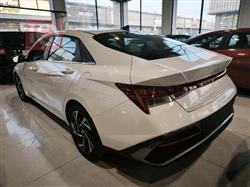 هیۆندای ئەلەنترا